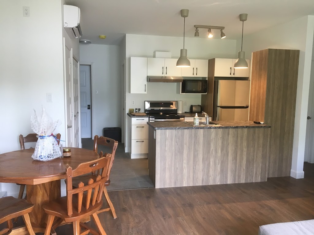 Domaine Valcartier sur le Lac | 1327 5e Av, Saint-Gabriel-de-Valcartier, QC G0A 4S0, Canada | Phone: (418) 265-2410