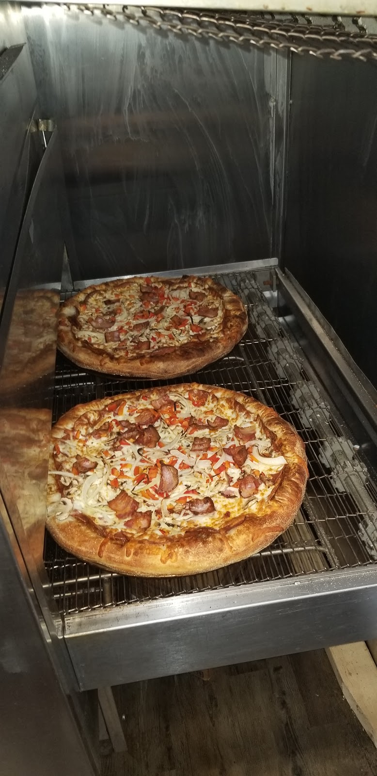Cantine La Grande Gueule | 100 Rue Germain, Saint-Alphonse-de-Granby, QC J0E 2A0, Canada | Phone: (450) 372-2999