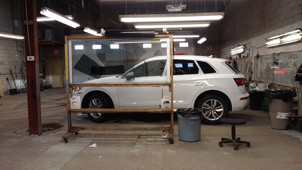 Thornhill Tints | 346 Newkirk Rd, Richmond Hill, ON L4C 0A9, Canada | Phone: (905) 780-8468