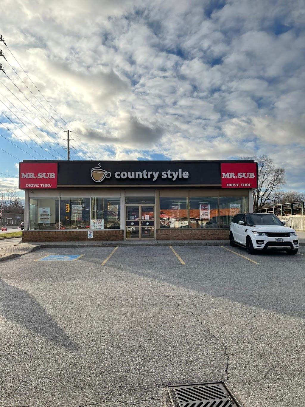 Country Style | 131 Tiffin St, Barrie, ON L4N 2N2, Canada | Phone: (705) 727-4936