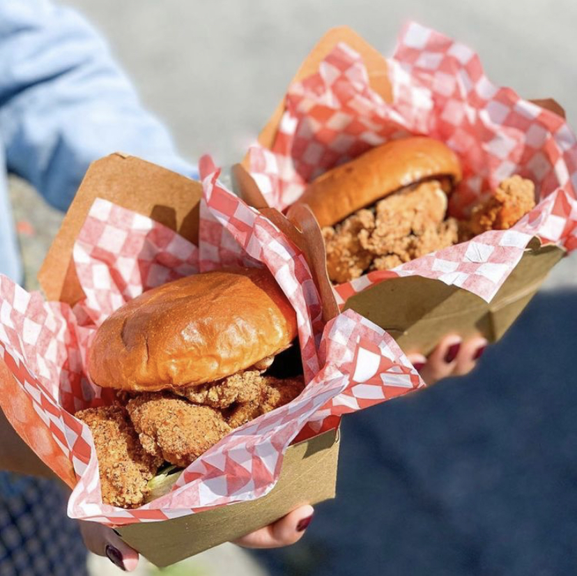 Win Win Chick-N | 8197 Main St, Vancouver, BC V5X 3L2, Canada | Phone: (604) 423-4818