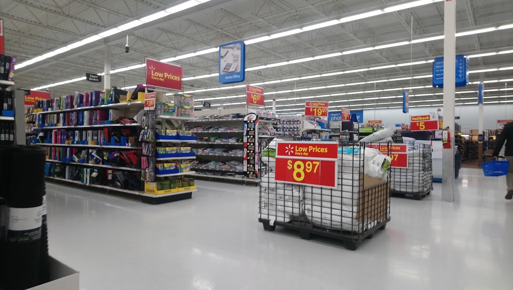 Walmart Supercentre | 881 St Clair St, Chatham-Kent, ON N7L 0E9, Canada | Phone: (519) 352-1142