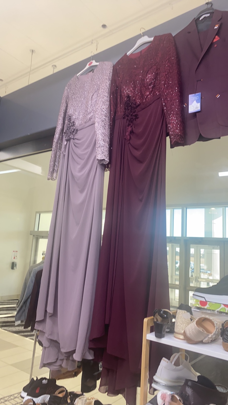 Hadiya Fasion & Home Decor | 260300 Writing Creek Cres B23, Balzac, AB T4A 0X8, Canada | Phone: (403) 614-7078