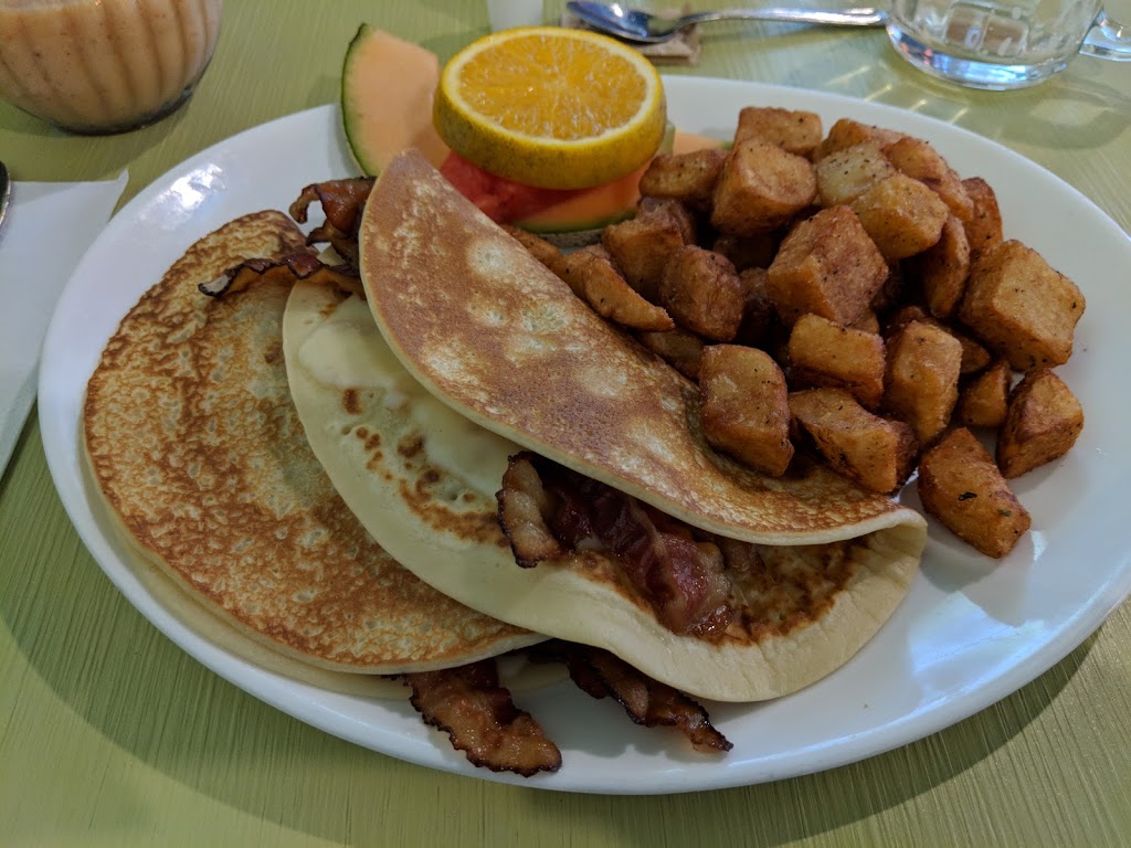 Oeuf & Cie Dix 30 | 8840 Boulevard Leduc, Brossard, QC J4Y 0B3, Canada | Phone: (450) 656-8111
