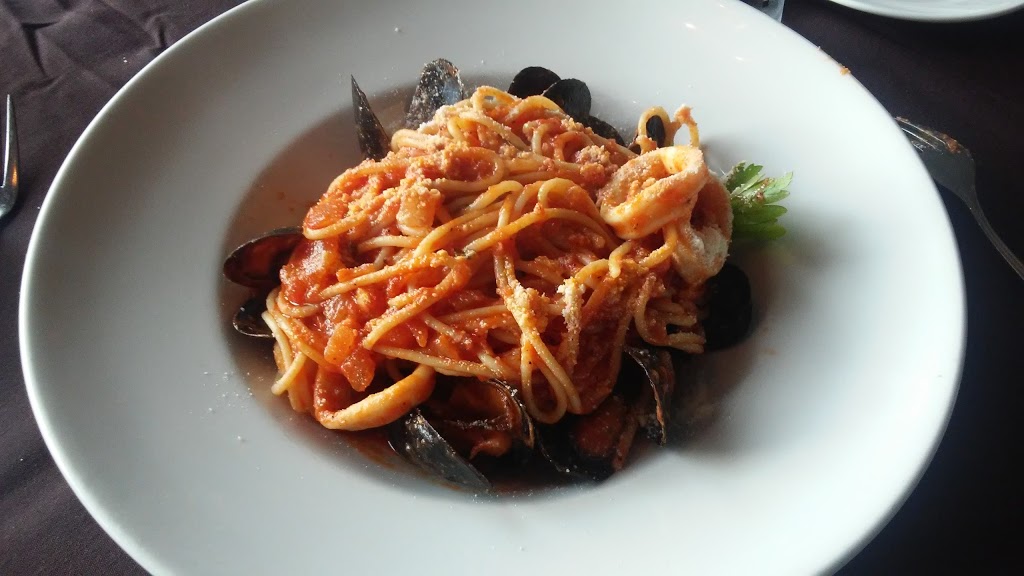 La Scala | 2601 Matheson Blvd E, Mississauga, ON L4W 5A8, Canada | Phone: (905) 629-8686
