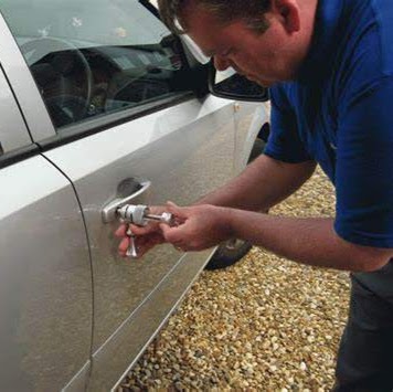 MR. Car Key Replacement Cambridge | 355 Hespeler Rd, Cambridge, ON N1R 6B3, Canada | Phone: (833) 946-0781
