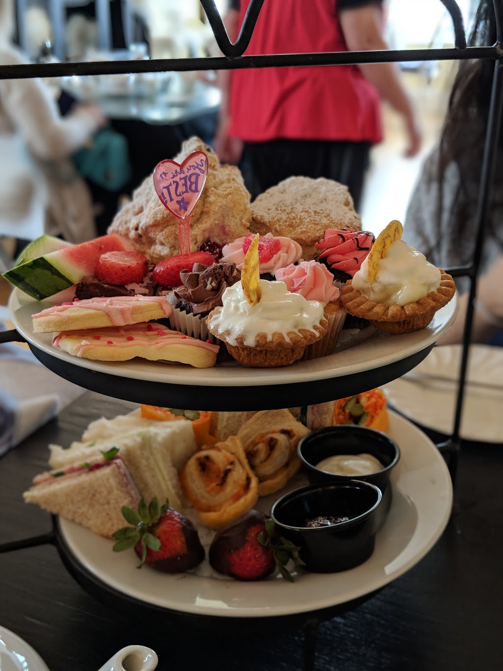 Tracycakes Bakery Cafe | 21594 48 Ave, Langley City, BC V3A 4M8, Canada | Phone: (604) 427-1424