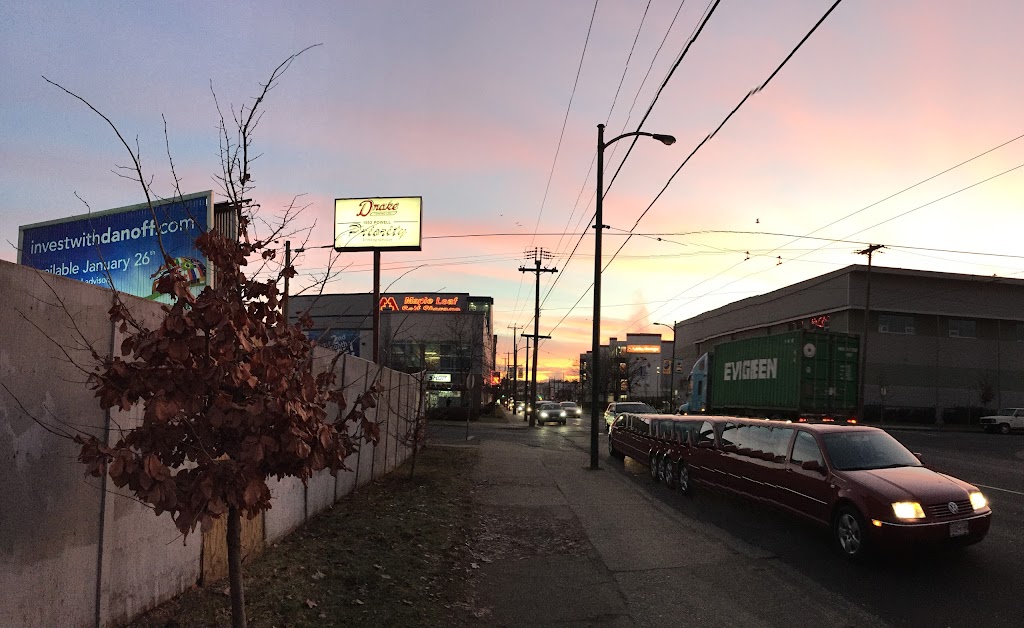Drake Towing | 1553 Powell St, Vancouver, BC V5L 5C3, Canada | Phone: (604) 251-3344
