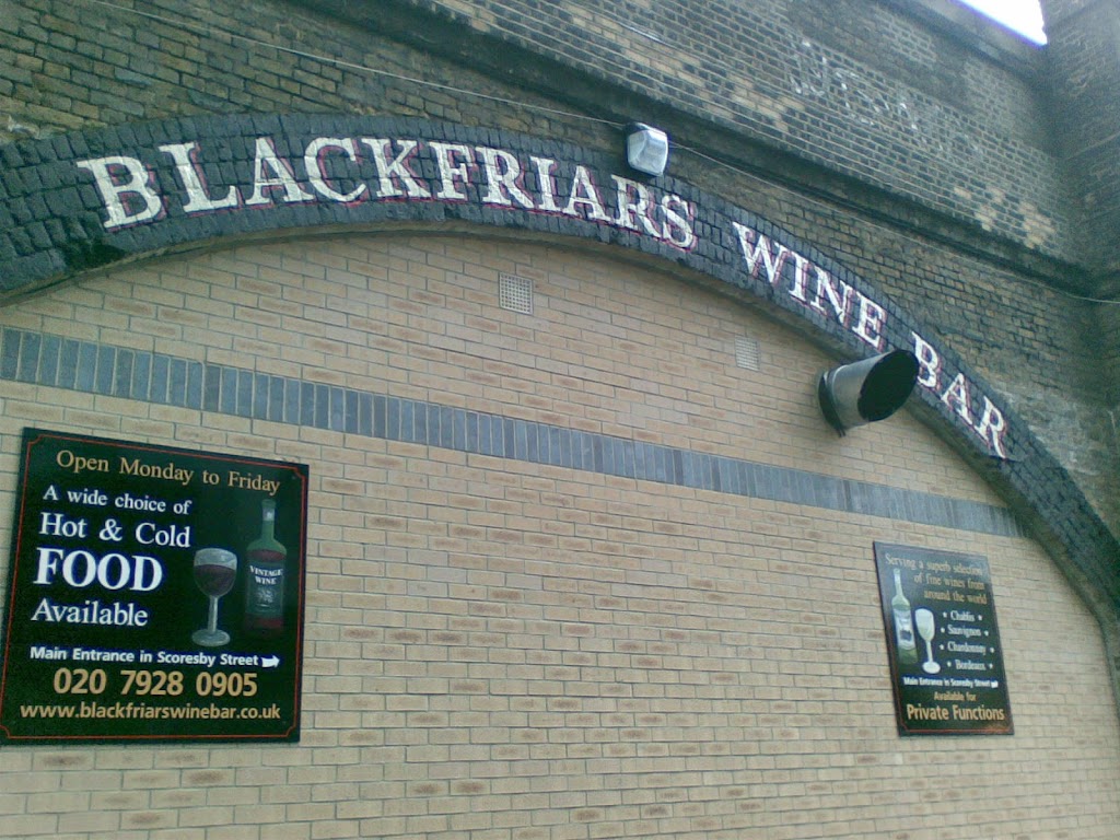The Traditional Sign Company | 263 Liberty St N, Bowmanville, ON L1C 3Y6, Canada | Phone: (647) 629-7002