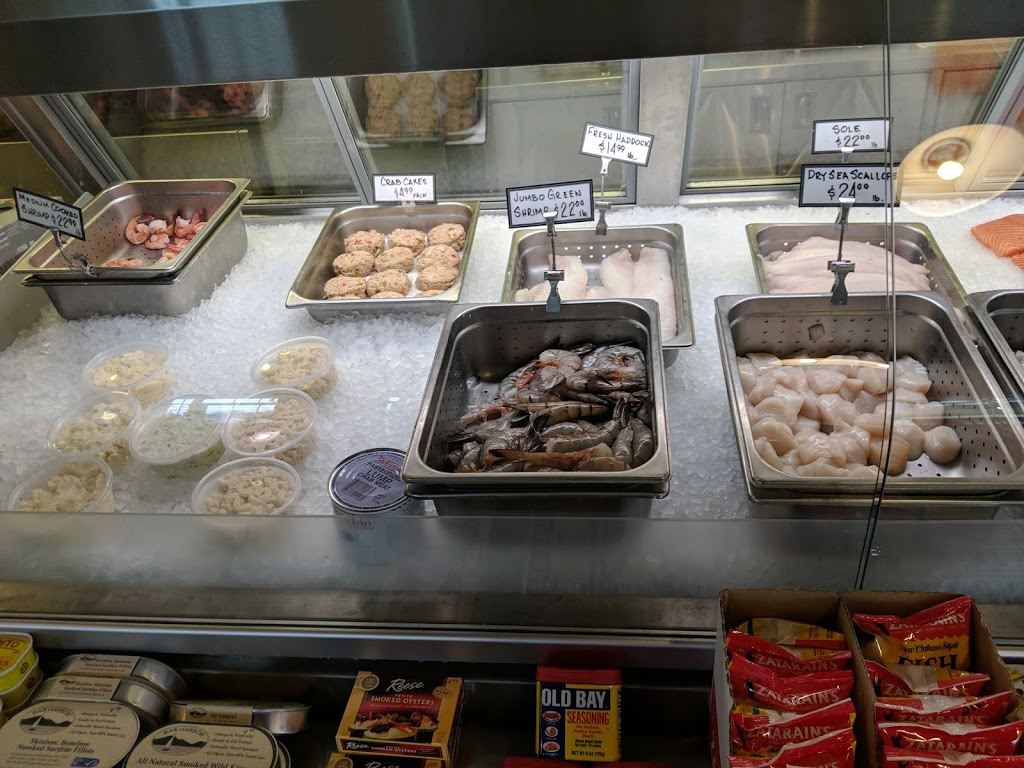 Hayes Seafood House | 8900 Main St, Clarence, NY 14031, USA | Phone: (716) 632-1772