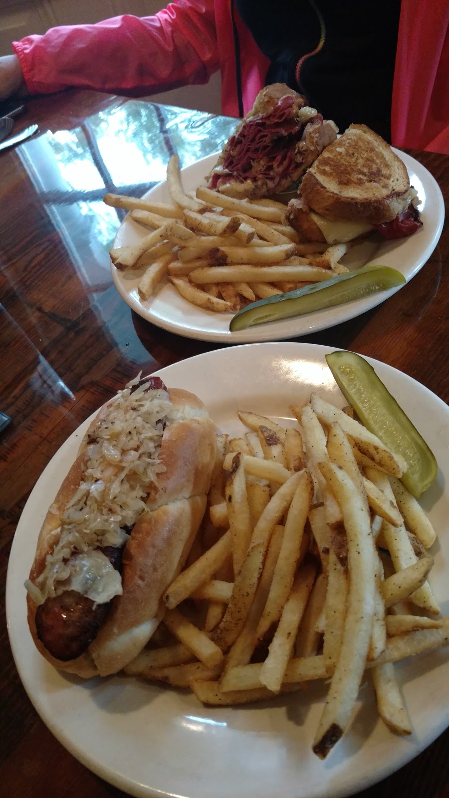 North Star Tavern | 7340 Seneca St, East Aurora, NY 14052, USA | Phone: (716) 805-7117