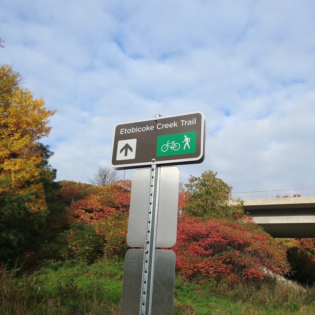 Etobicoke Creek Trail | 2120 Rathburn Rd E, Mississauga, ON L4W 2S8, Canada