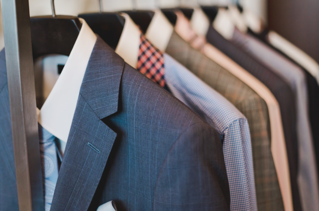 Rana drycleaners | 14 Cityside Way NE, Calgary, AB T3N 1J2, Canada | Phone: (587) 223-5606