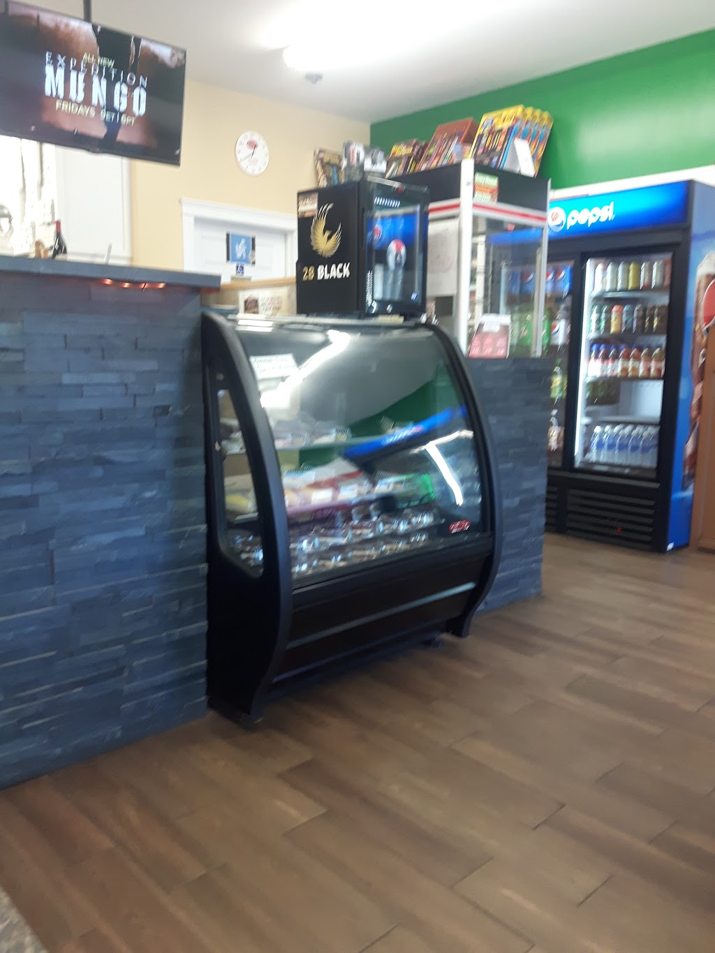 Crazy Weasel Restaurant | 2751 Nova Scotia Trunk 7, Lake Echo, NS B3E 1A3, Canada | Phone: (902) 829-2222