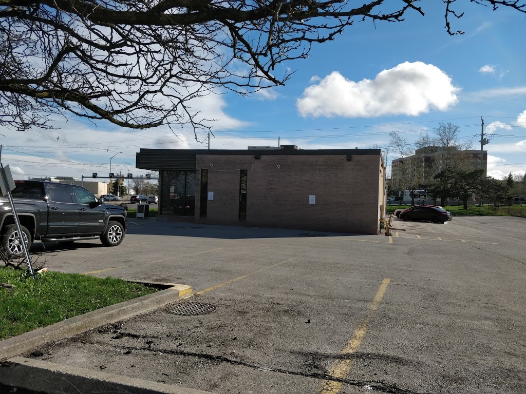 TD Canada Trust Branch and ATM | 321 Iroquois Shore Rd, Oakville, ON L6H 1M3, Canada | Phone: (905) 845-6621