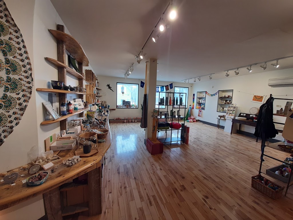 Le Passage | 232 Botsford St, Moncton, NB E1C 4X7, Canada | Phone: (506) 855-6916