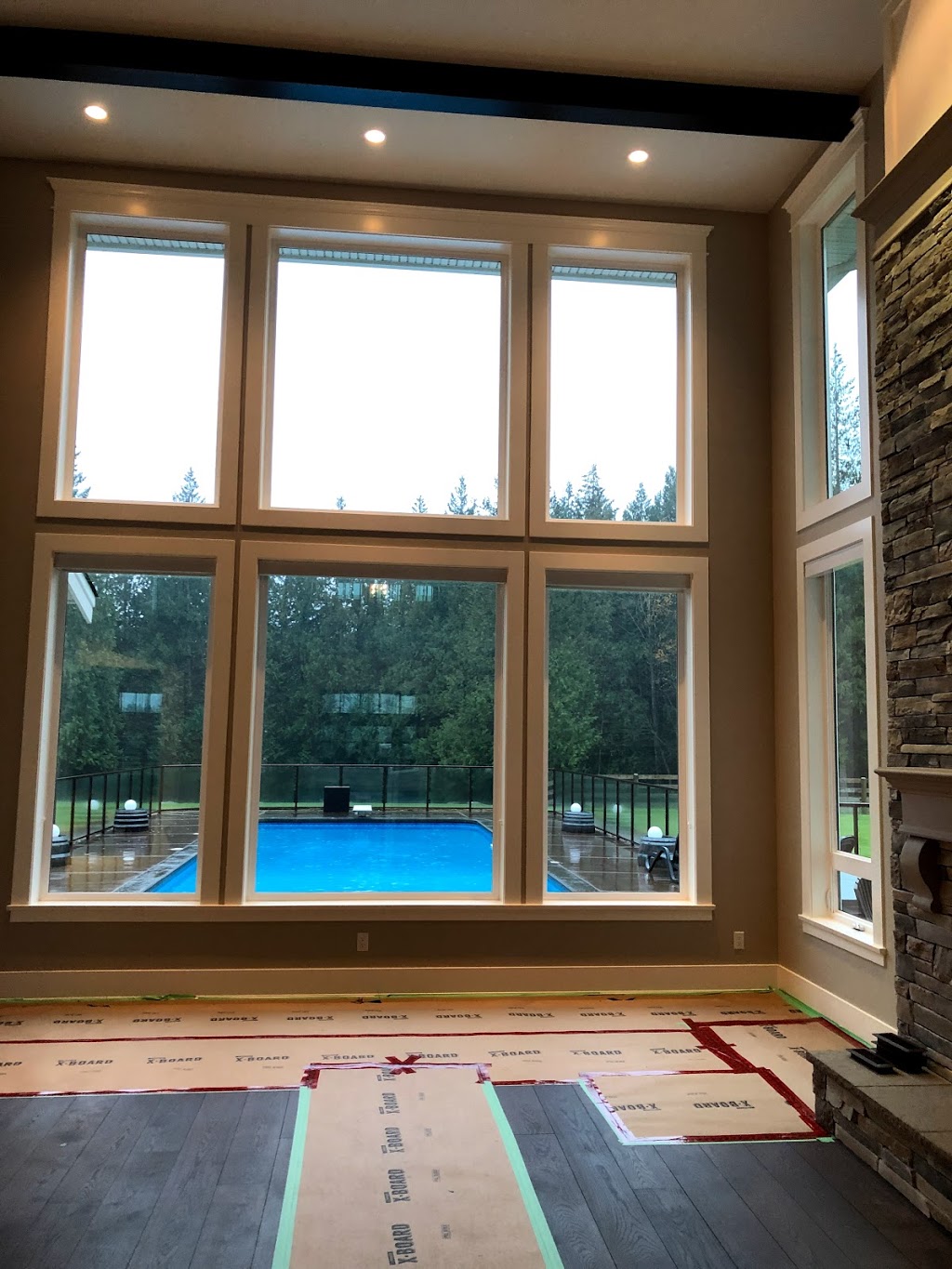 Anglo Glass | 12507 188 St, Pitt Meadows, BC V3Y 2G9, Canada | Phone: (604) 345-7510