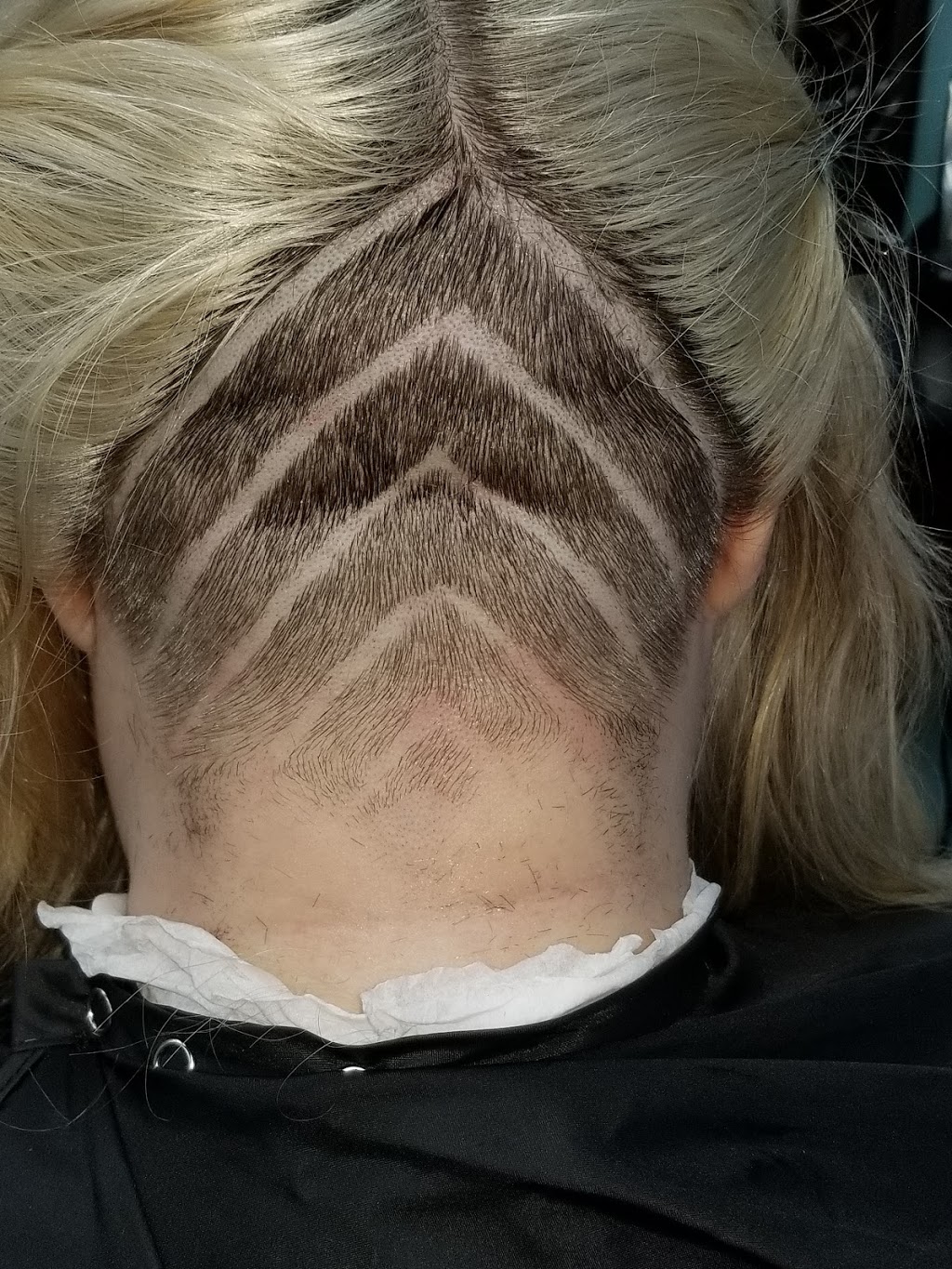 Fades n blades beauty studio | 17767 64 Ave, Surrey, BC V3S 1Z2, Canada | Phone: (604) 770-3870