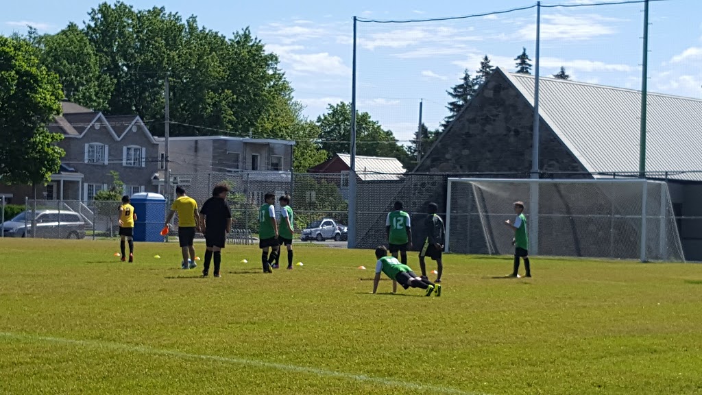 Parc Raymond | 1000 Rue De Lorimier, Longueuil, QC J4K 3N1, Canada | Phone: (450) 463-7311
