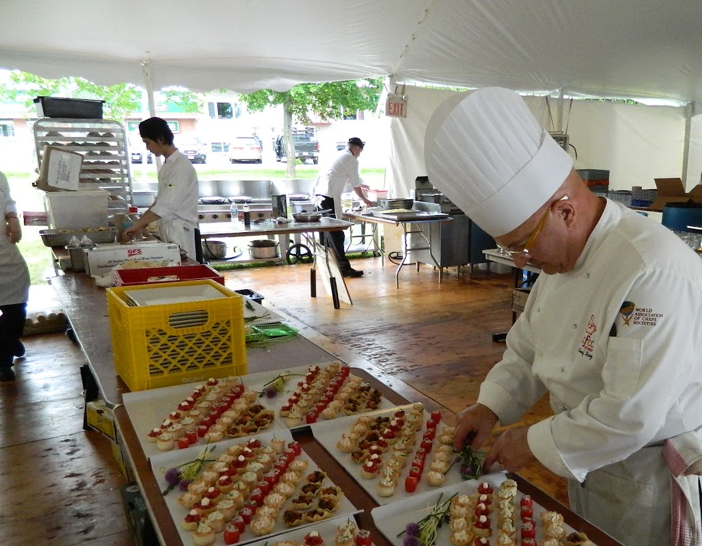 The Chef Group Inc. | 30 Hamilton Ct, Riverview, NB E1B 3C3, Canada | Phone: (877) 314-2433
