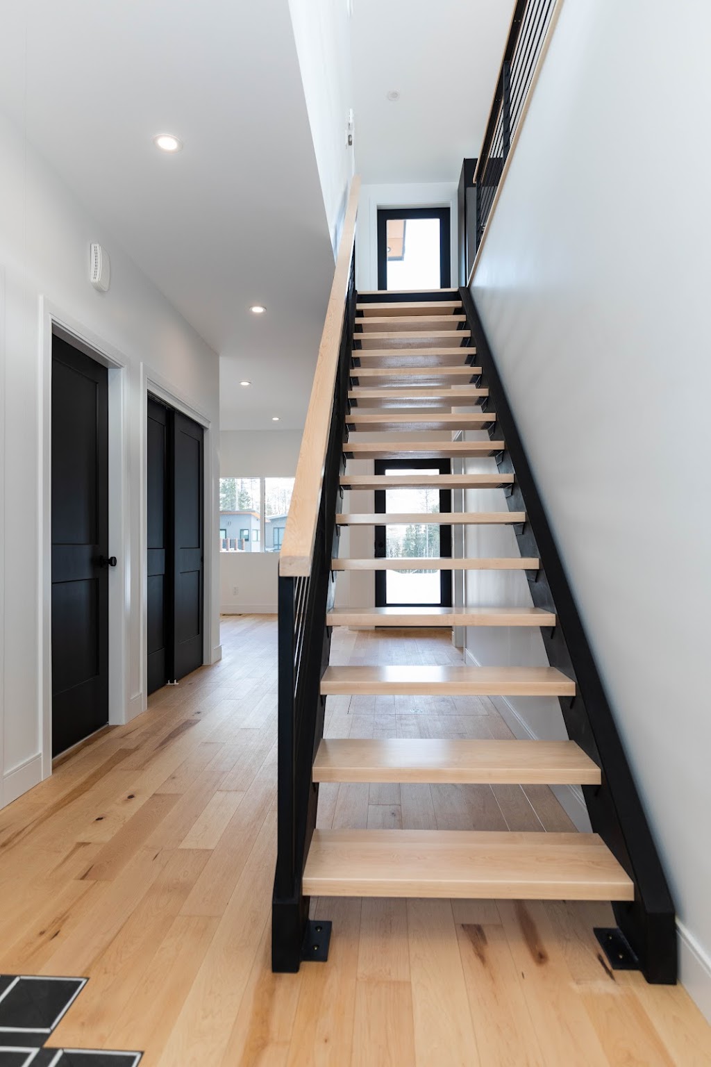 Münter Design & Build | 1170 McDonald Ave, Fernie, BC V0B 1M1, Canada | Phone: (250) 427-5925