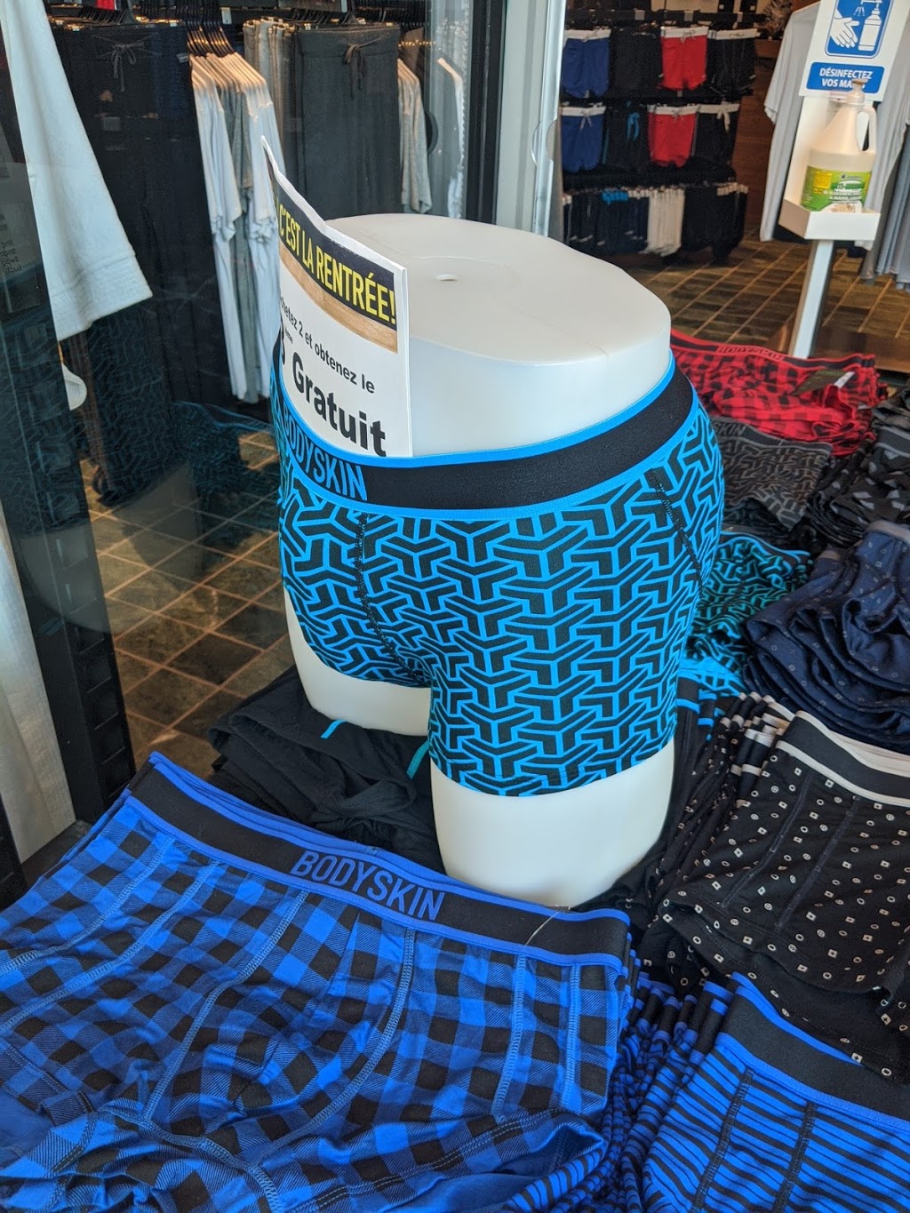 Caleçons Vos Goûts - Place Rosemère | 401 Boul. Labelle, Local B 1a, Rosemère, QC J7A 3T2, Canada | Phone: (450) 430-1698