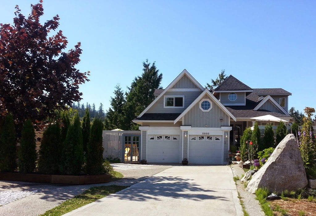 Above the Inlet B&B and vacation rental | 5888 Turnstone Crescent, Sechelt, BC V0N 3A6, Canada | Phone: (604) 740-0367