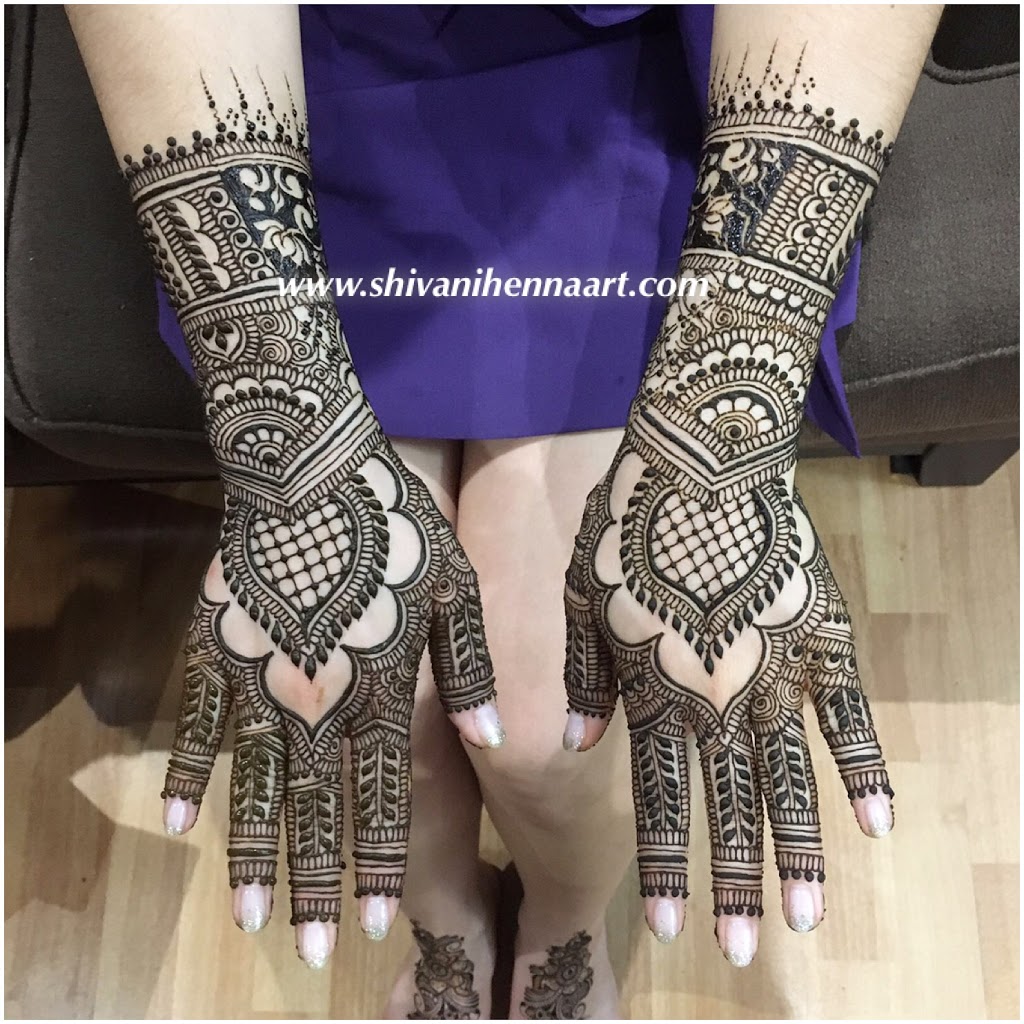 Shivani Henna Art | 898 Knotty Pine Grove, Mississauga, ON L5W 1J9, Canada | Phone: (647) 866-3402