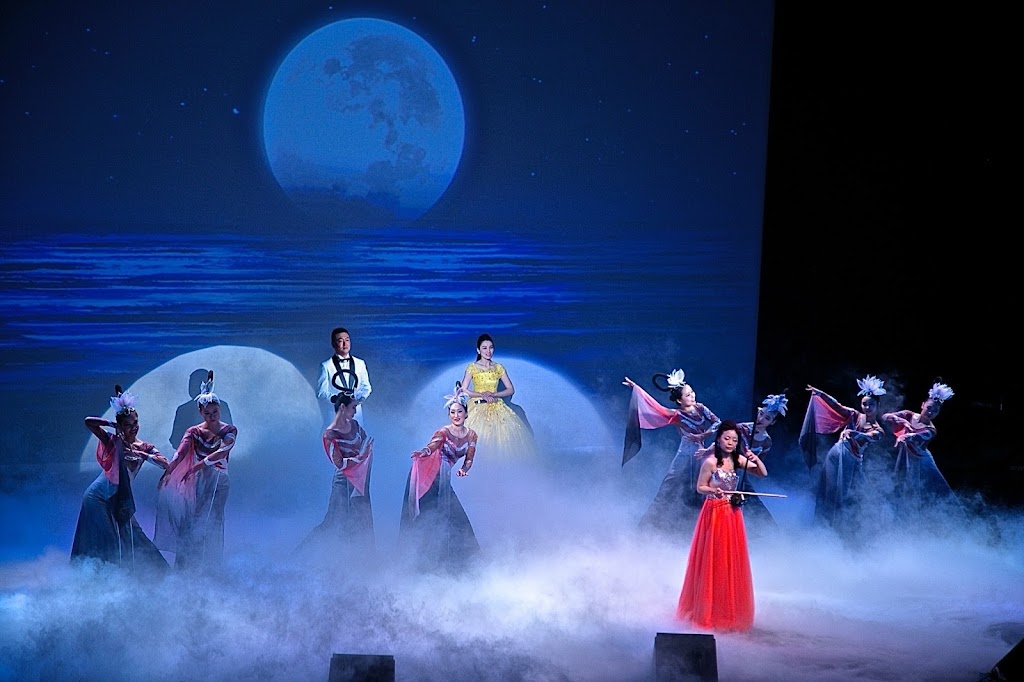 River Rock Theatre | 8811 River Rd #8831, Richmond, BC V6X 3P8, Canada | Phone: (604) 247-8900