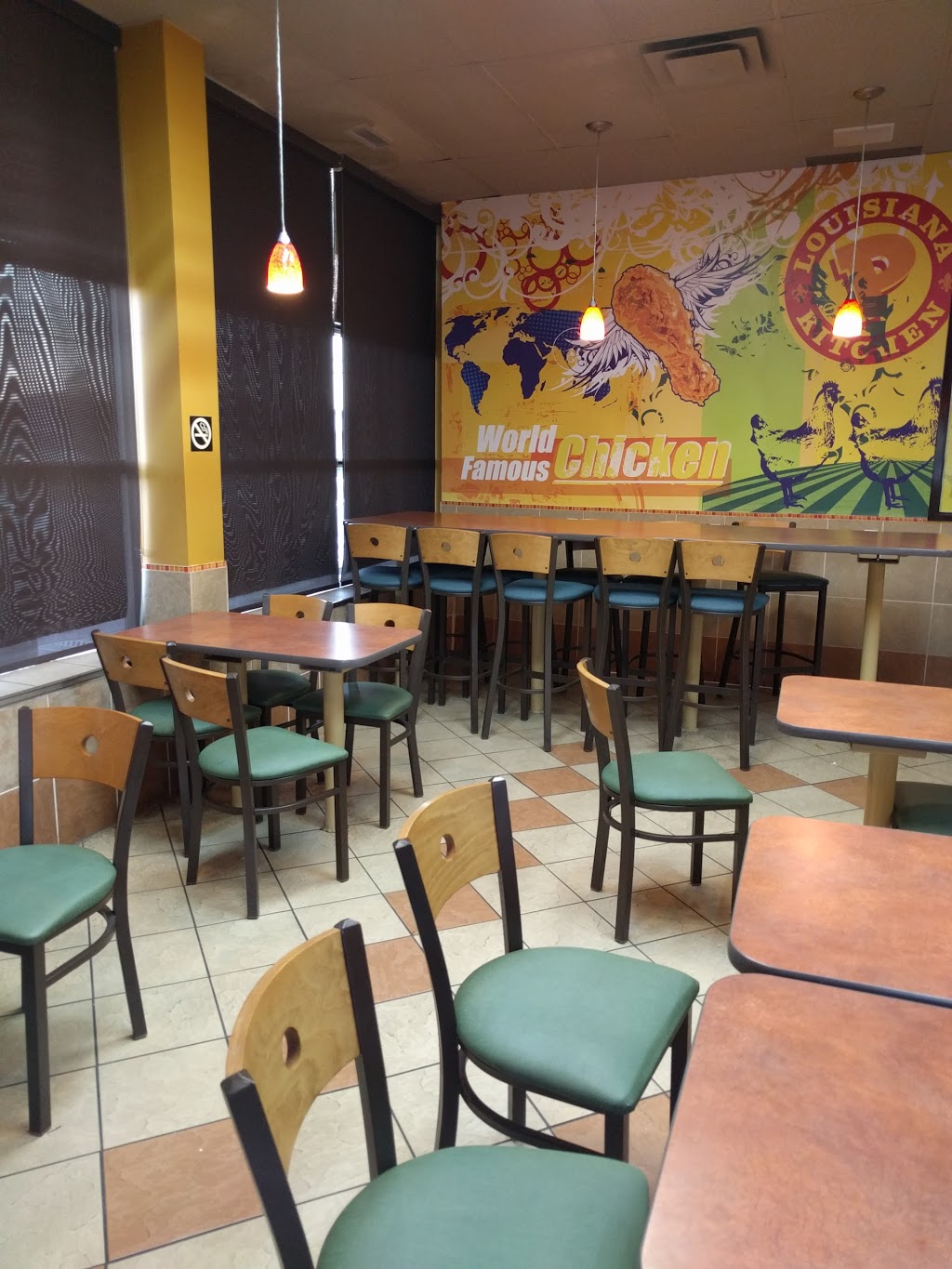 Popeyes Louisiana Kitchen Queenston | 771 Queenston Rd, Hamilton, ON L8G 1A1, Canada | Phone: (905) 594-0293