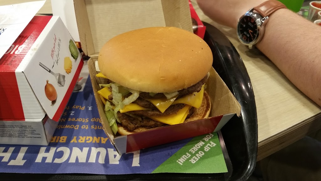 McDonalds | 231 Mill St, Angus, ON L0M 1B1, Canada | Phone: (705) 424-9390