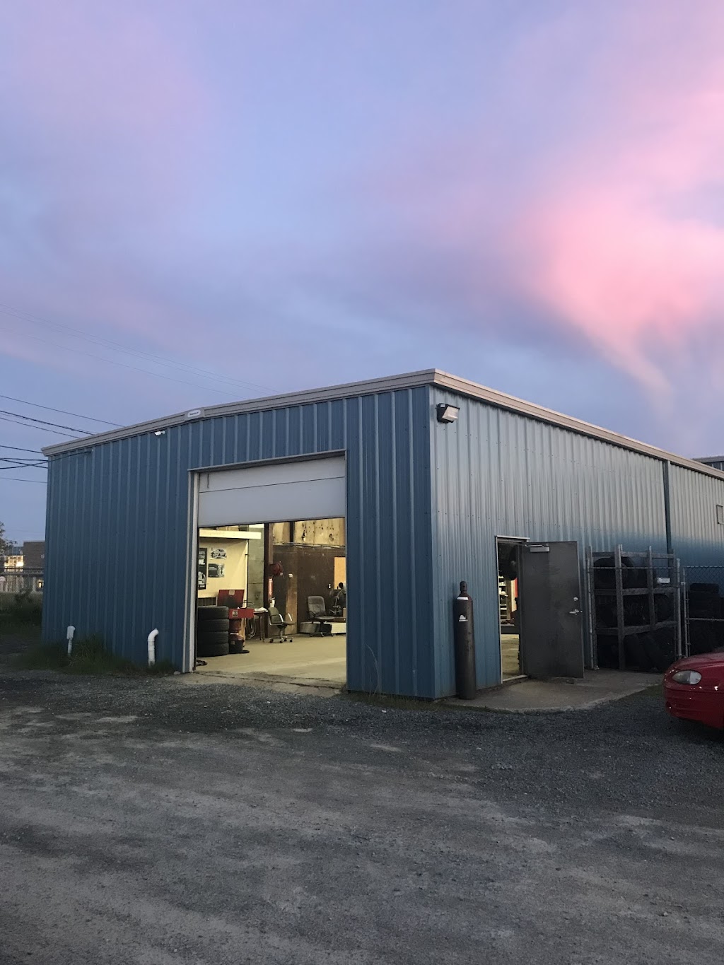 Dwaine’s Auto Repair | 21 Oceanview School Rd, Eastern Passage, NS B3G 1J3, Canada | Phone: (902) 830-5237