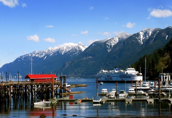 Whittall Real Estate Team | 1453 Bellevue Ave, West Vancouver, BC V7T 1C3, Canada | Phone: (604) 880-9400