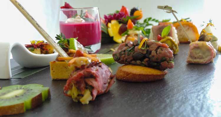 Zeste du Monde Traiteur Verdun Montréal | 5997 Rue de Verdun, Verdun, QC H4H 1M6, Canada | Phone: (514) 600-6488