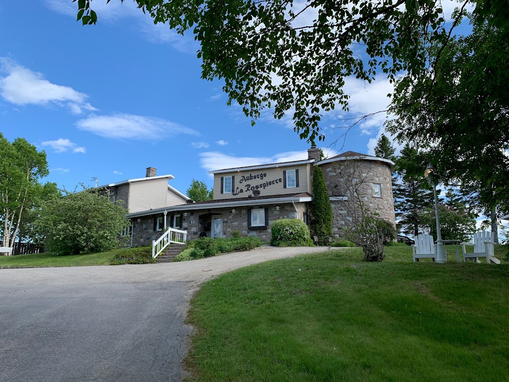 Auberge La Rosepierre | 66 Rue Principale, Grandes-Bergeronnes, QC G0T 1G0, Canada | Phone: (418) 232-6543