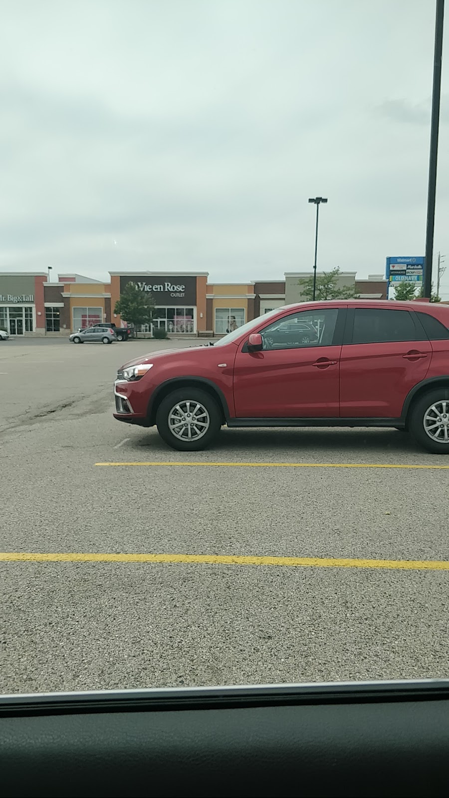 minuteKEY | Walmart Canada, 1280 Fanshawe Park Rd W, London, ON N6G 5B1, Canada | Phone: (519) 472-7100