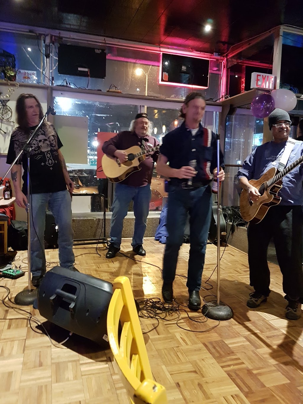Karl Sports Bar & Grill | 4528 Kingston Rd, Scarborough, ON M1E 2N8, Canada | Phone: (416) 284-1222