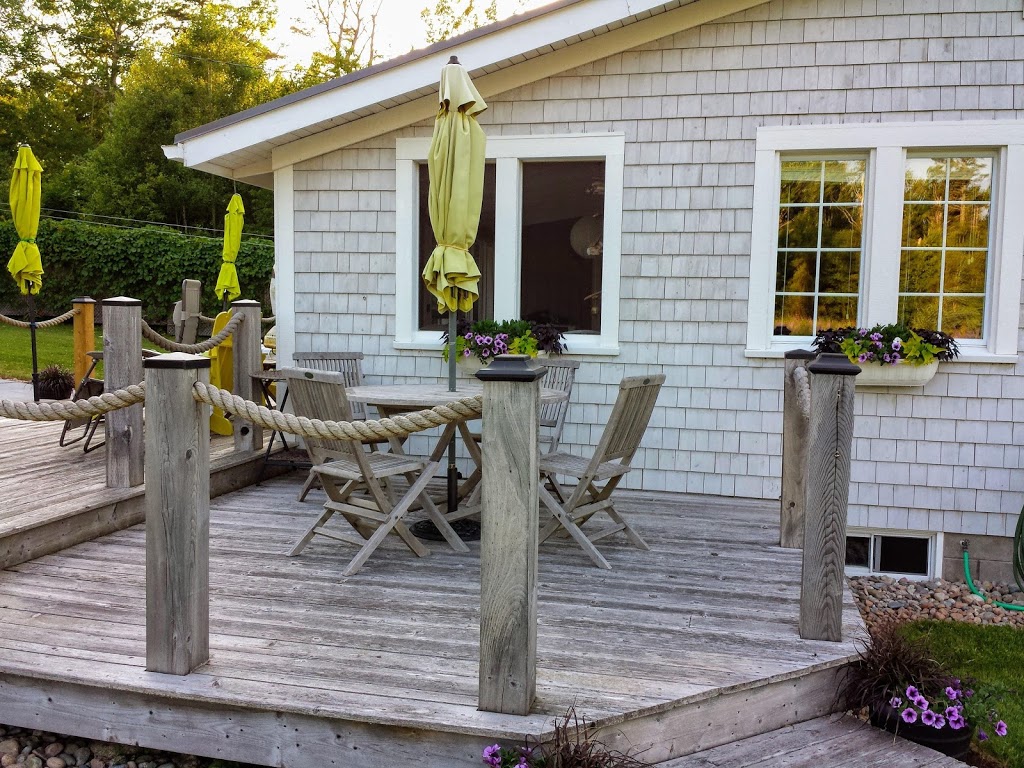 The Cape Beach Rental | 32 Dixon Loop Rd, Cape Tormentine, NB E4M 2B6, Canada | Phone: (902) 489-6460