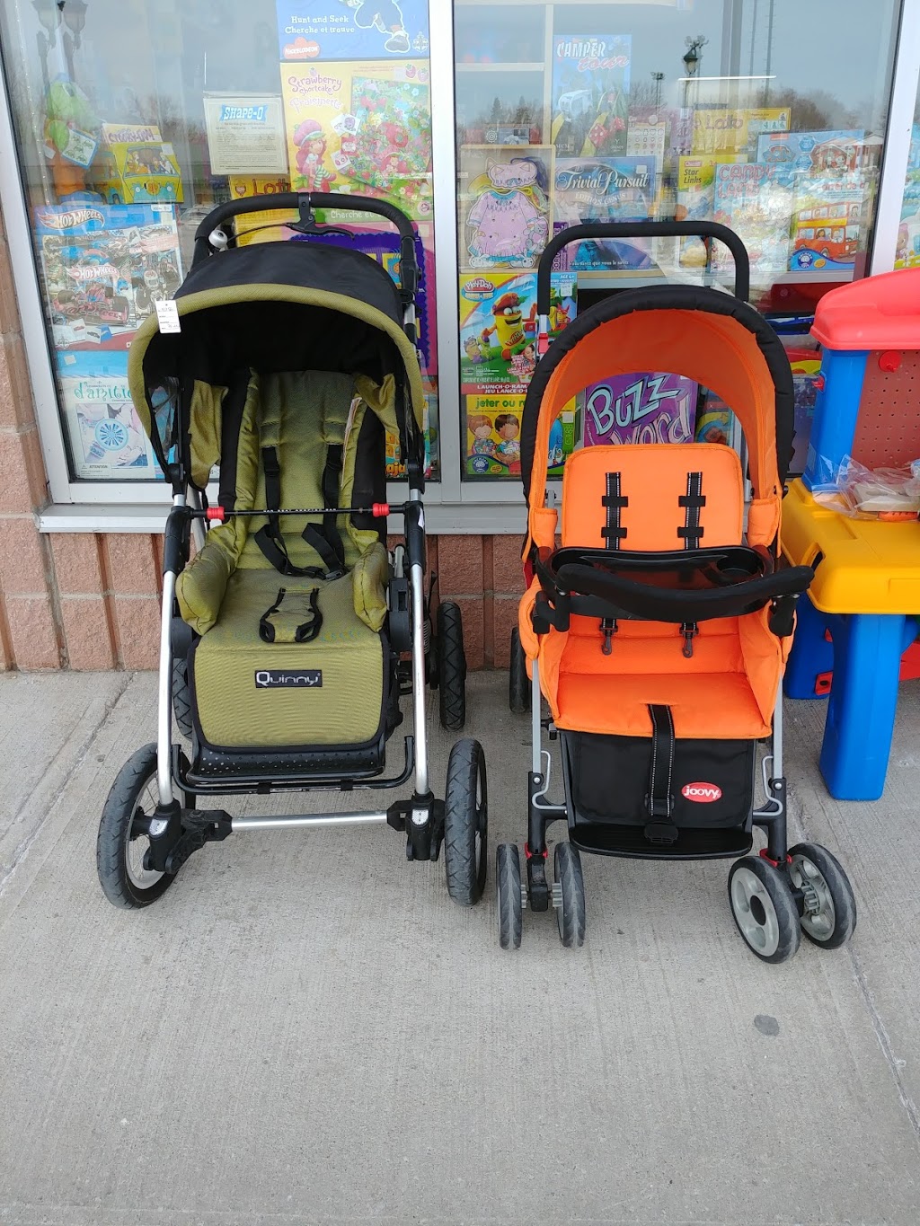 Fringues Et Vous | 197 Rue Principale, Châteauguay, QC J6K 2B4, Canada | Phone: (450) 691-2730