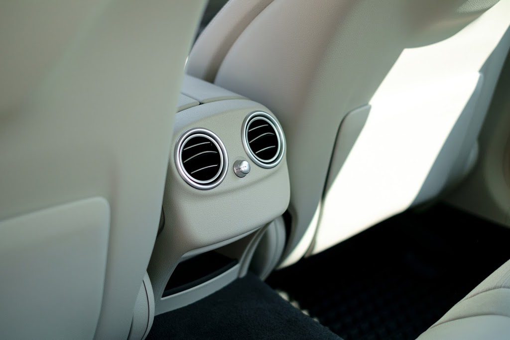 Auto Detailing Express | 281 Speers Rd #2, Oakville, ON L6K 2G1, Canada | Phone: (905) 338-6163
