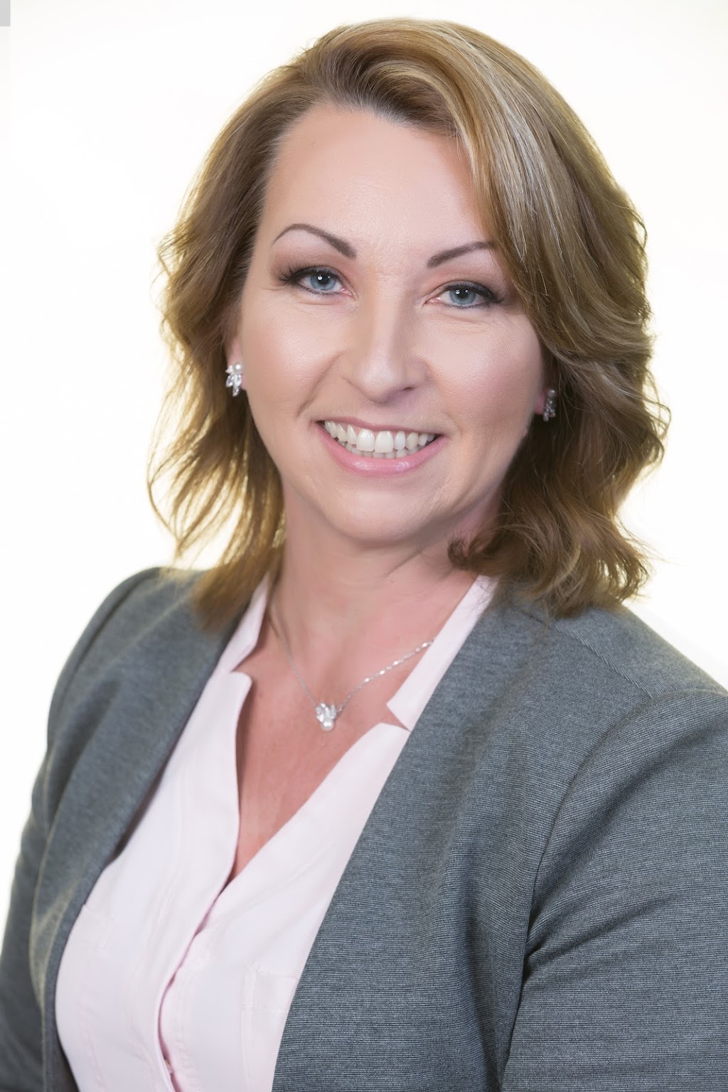 Denise Wagner, Realtor | 200 Dundas St E, Whitby, ON L1N 2H8, Canada | Phone: (905) 213-1218