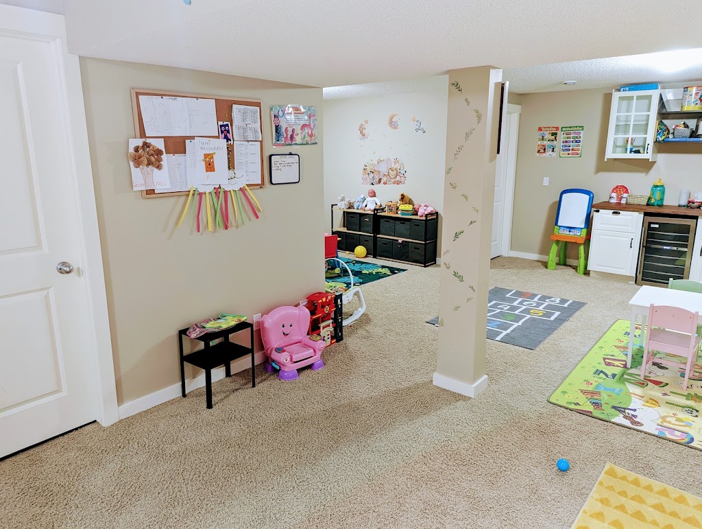 Giggle and Grow Dayhome | 195 Cooperstown Ln SW, Airdrie, AB T4B 2L2, Canada | Phone: (587) 577-9452