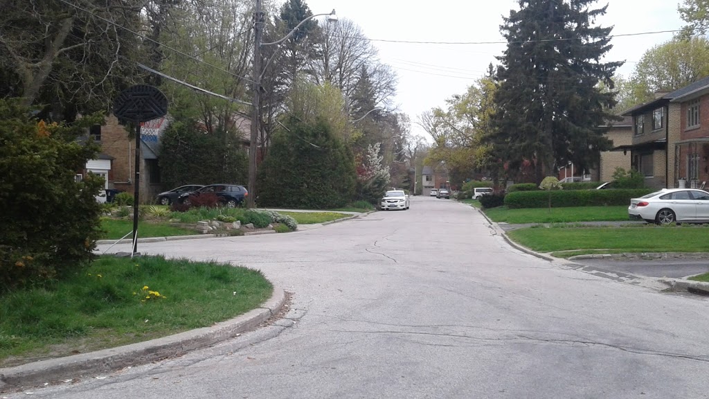 Morningside Parkette | 103 Morningside Ave, Toronto, ON M6S 1E1, Canada