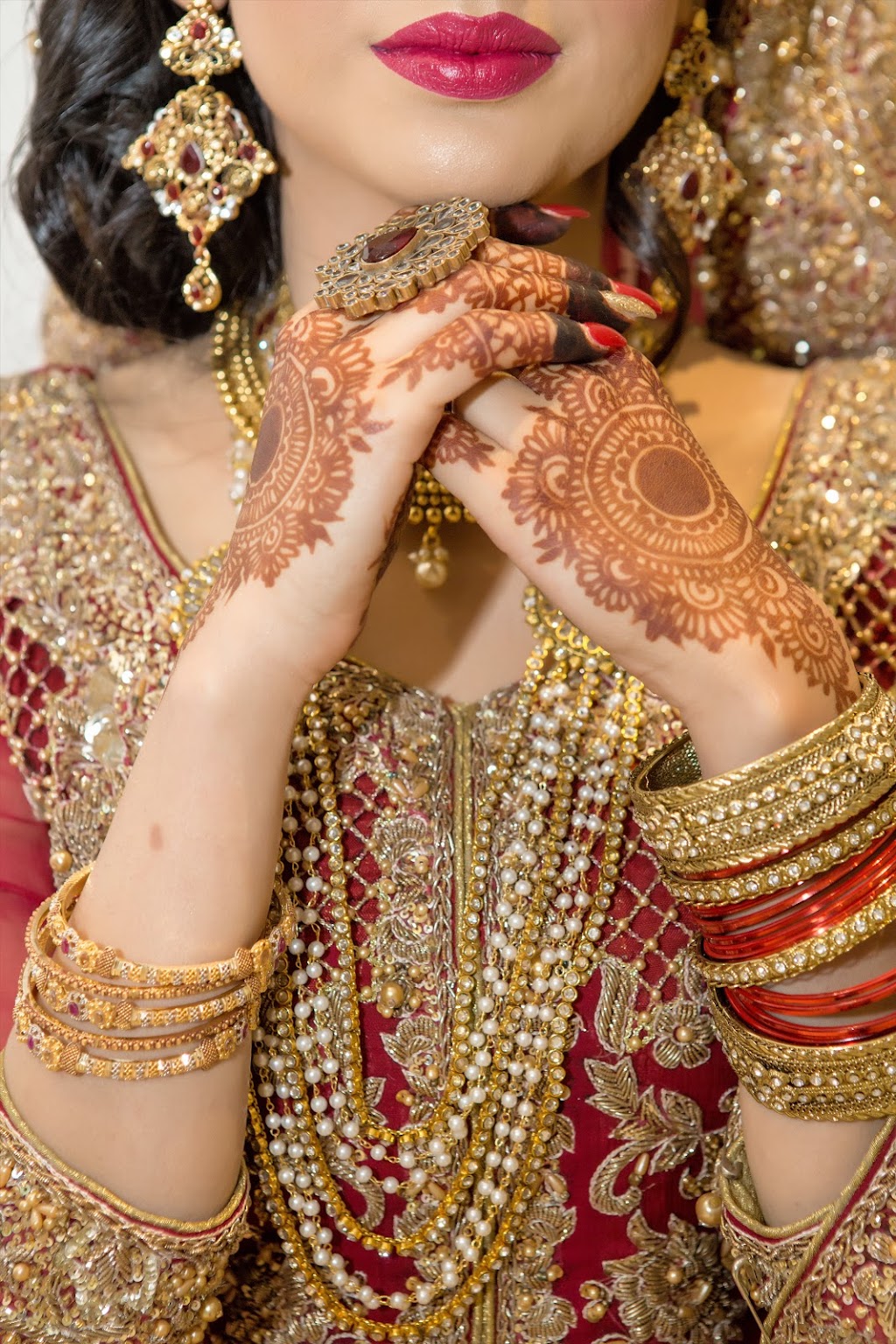 Alexandra Jakubowska Wedding Photography | 399 Old Brock Rd, Dundas, ON L9H 5J1, Canada | Phone: (647) 639-1568