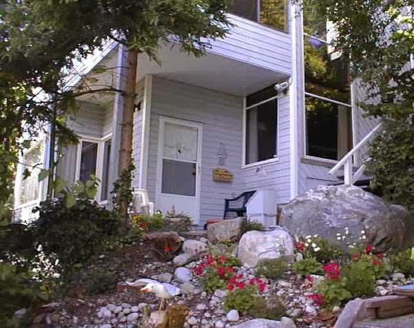 Ocean Rose Bed And Breakfast | 14466 Sunset Drive, White Rock, BC V4B 2V8, Canada | Phone: (604) 531-8398
