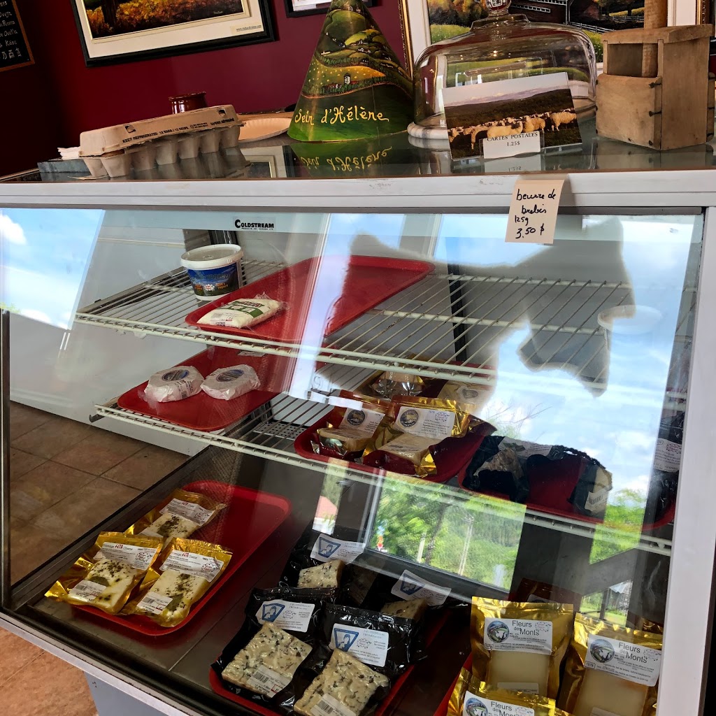 Fromagerie La Moutonnière | 3456 Rue Principale, Sainte-Hélène-de-Chester, QC G0P 1H0, Canada | Phone: (819) 382-2300
