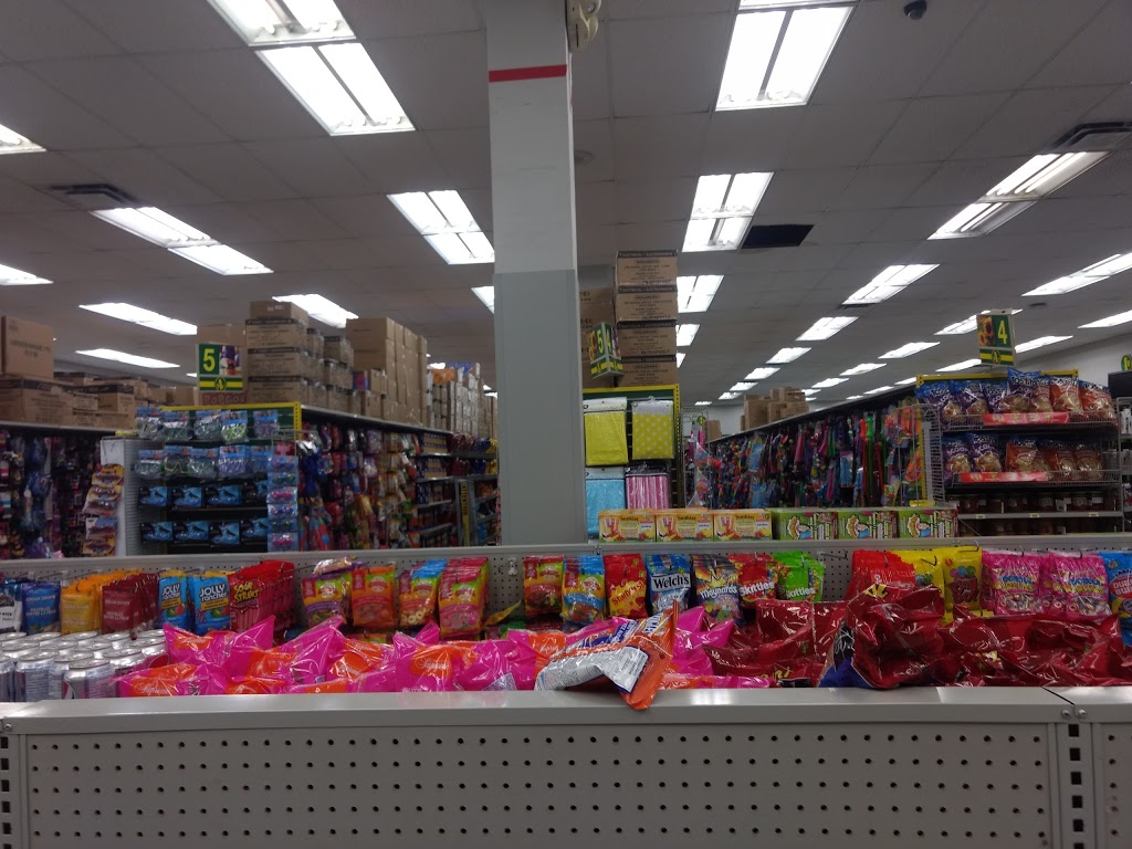 Dollarama | 1114 Main St, Winnipeg, MB R2W 3S2, Canada | Phone: (204) 582-3411