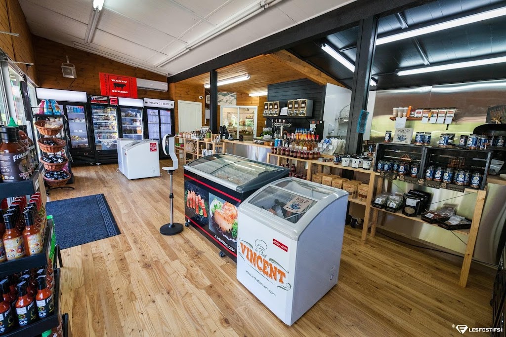 Marché du Coin | 160 Rte Marie-Victorin, Saint-Nicolas, QC G7A 2T4, Canada | Phone: (418) 496-6060