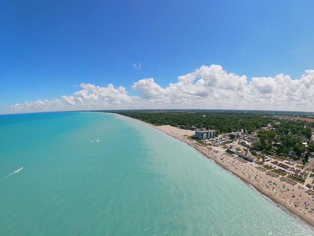 Grand Bend Parasail | 77 Main St W, Grand Bend, ON N0M 1T0, Canada | Phone: (519) 525-3596