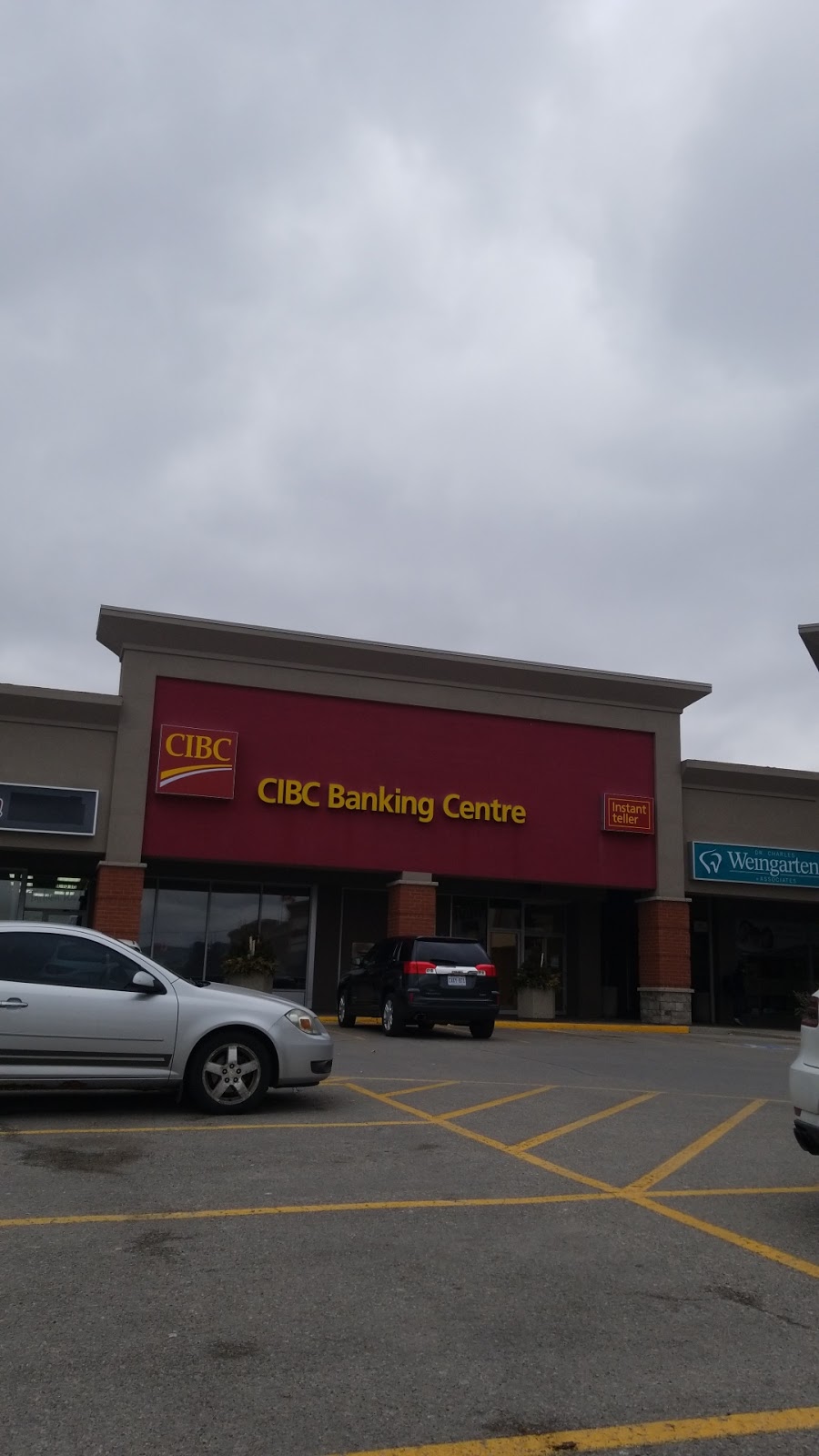 CIBC Branch with ATM | 14800 Yonge St, Aurora, ON L4G 1N3, Canada | Phone: (905) 727-4248